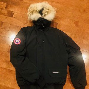 Authentic Canada Goose Men's down jacket bomber